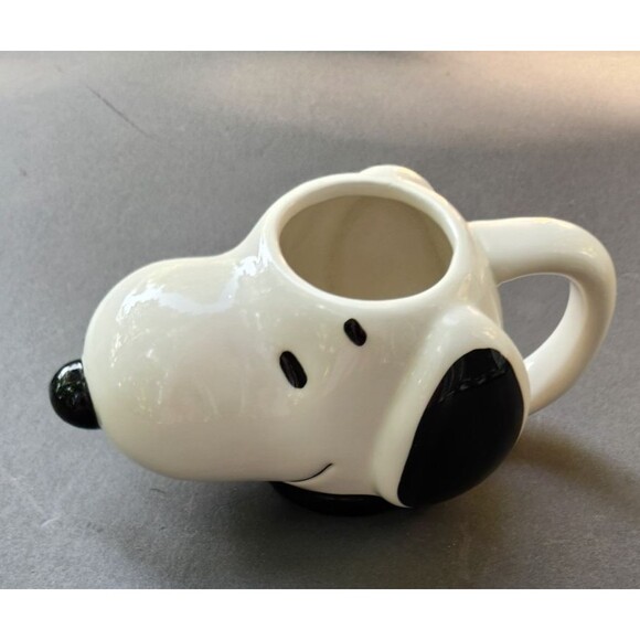 2024 Peanuts Worldwide LLC, Snoopy Head Coffee/Tea Mug - Picture 6 of 10